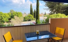 T2 avec terrasse&parking à 5 min du centre, 10 min des plages